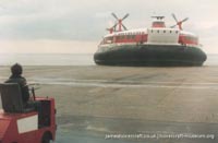 SRN4 Sir Christopher (GH-2008) with Hoverlloyd